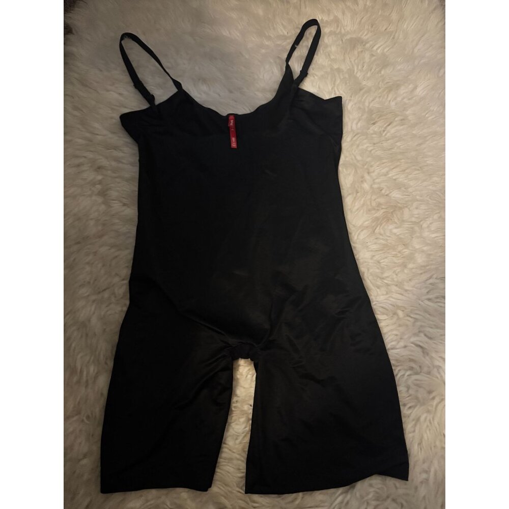 Spanx Womens Plus Size 2X Black Bodysuit Shapewear